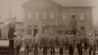 Bahnhof um 1900