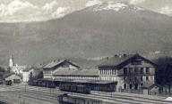 Bahnhof um 1900